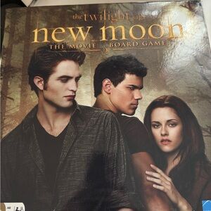 New Moon The Movie Board Game - Black and Brown